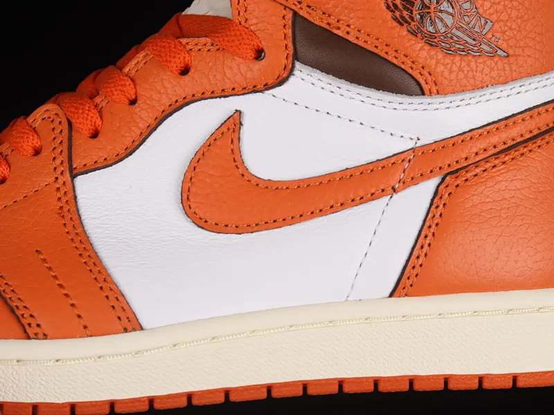 All categories Air Jordan Jordan series basketball shoes Air Jordan 1 High Pure original version Air Jordan 1 High OG "Starfish" AJ1 Joe 1 Hermes Orange high-top basketball shoes DO9369-101